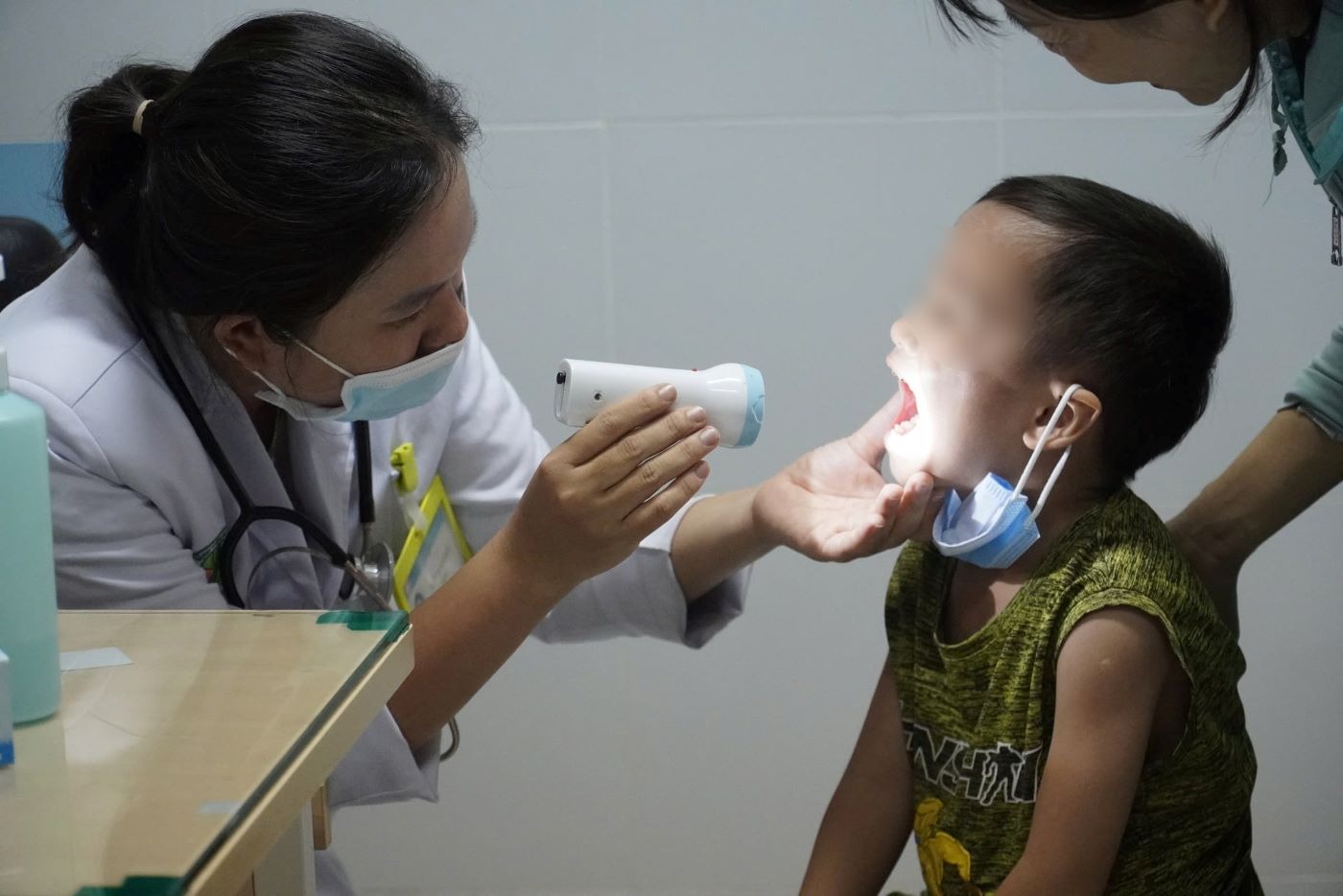 TPHCM tăng cường phòng, chống bệnh viêm phổi nặng do virus