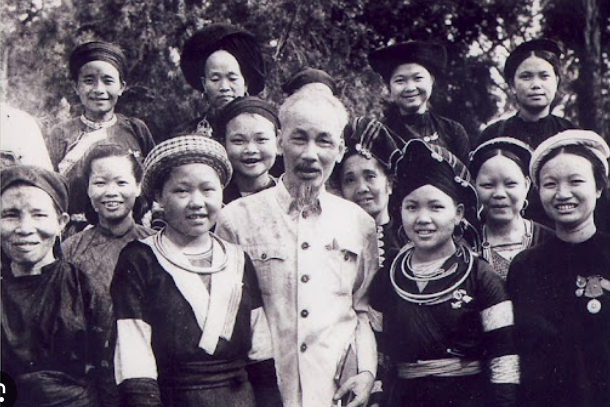 Kể chuyện Bác Hồ: Bài học về sự đoàn kết "Bác Hồ với chiến sĩ người dân tộc"