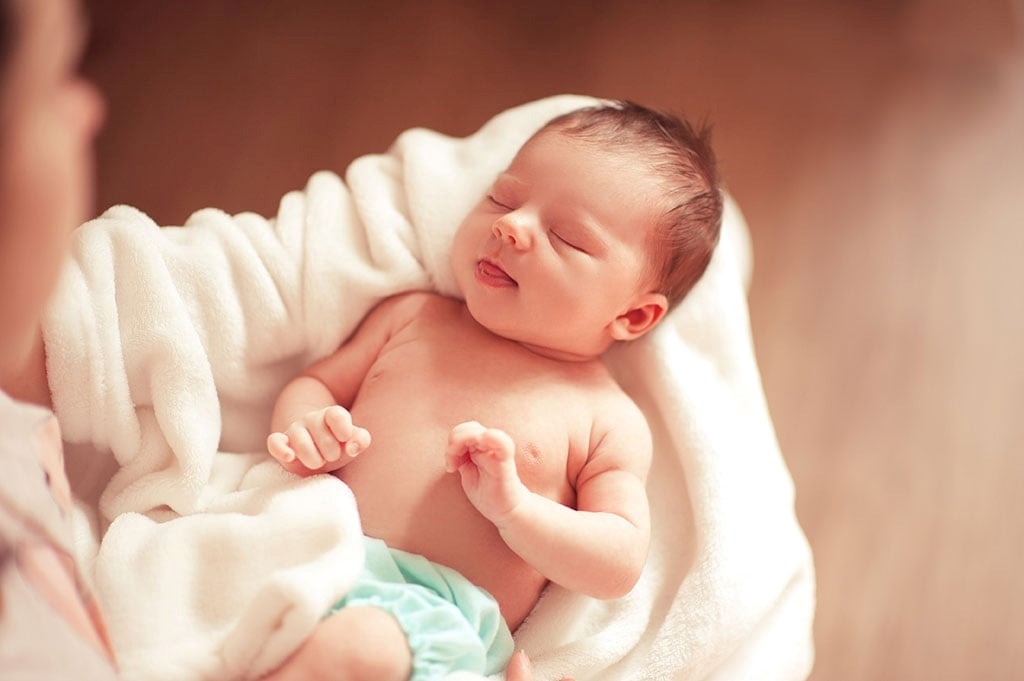 HÃY SINH CON TẠI CƠ SỞ Y TẾ – AN TOÀN CHO MẸ VÀ BÉ