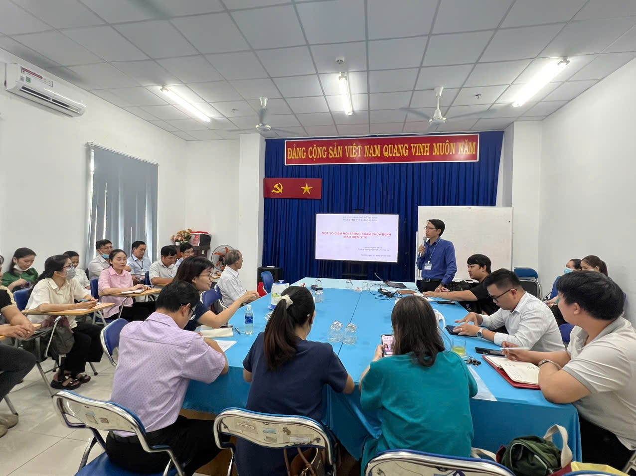 Trung tâm Y tế quận Tân Bình tổ chức tập huấn  Luật số 51/2024/QH15 sửa đổi, bổ sung một số điều  của Luật Bảo hiểm y tế