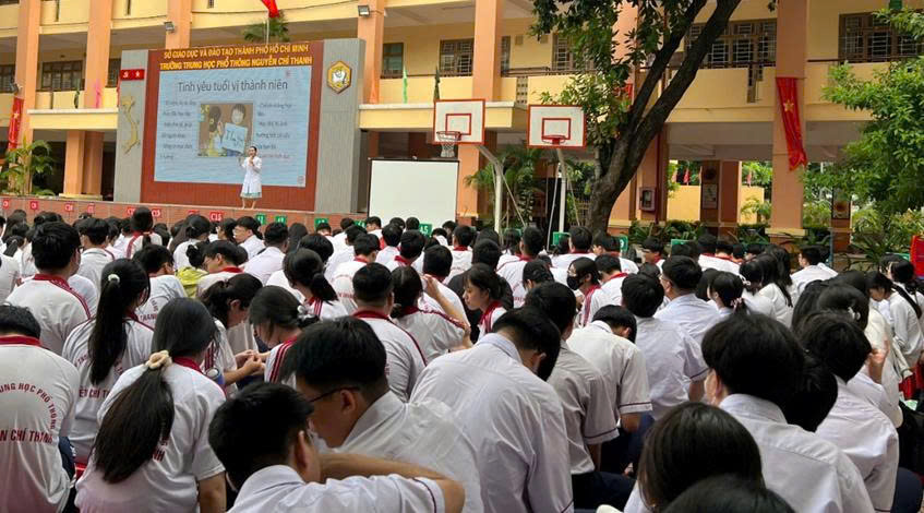 TRUNG TÂM Y TẾ KHU VỰC TÂN BÌNH HƯỞNG ỨNG THÁNG HÀNH ĐỘNG QUỐC GIA VỀ DÂN SỐ NĂM 2025 VÀ NGÀY DÂN SỐ VIỆT NAM (26/12/2025)