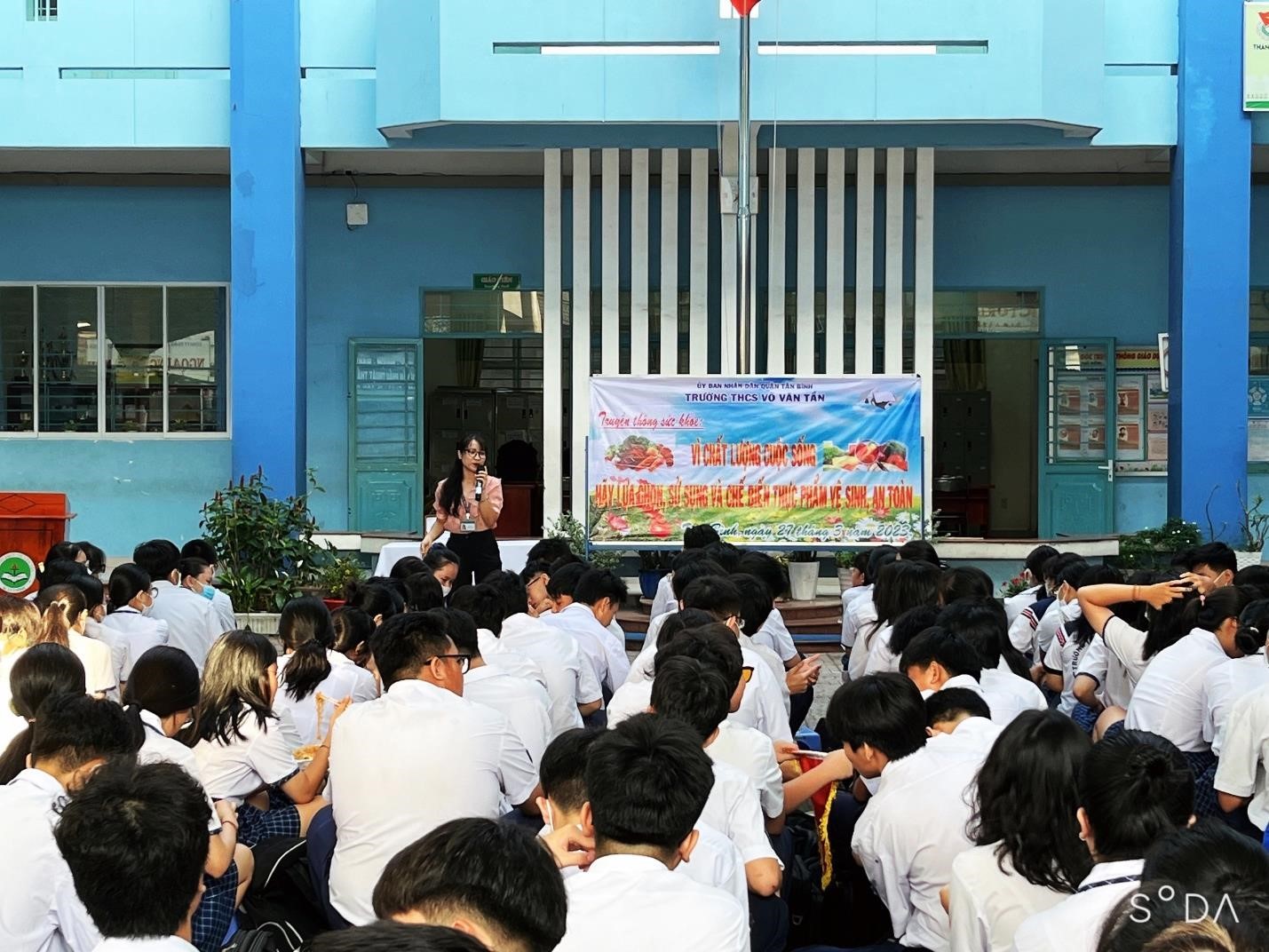 Tuyên truyền đảm bảo an toàn thực phẩm tại trường học  trên địa bàn quận Tân Bình